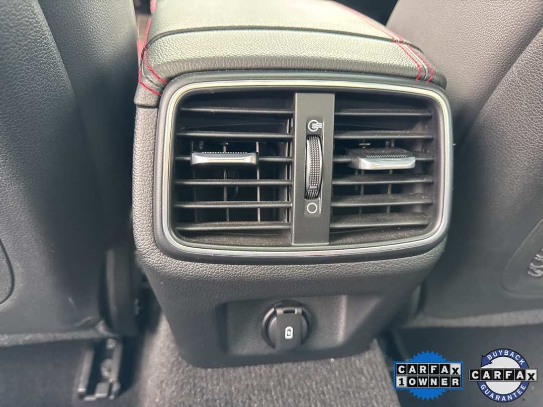 2023 Genesis G70 2.0T - Image 35