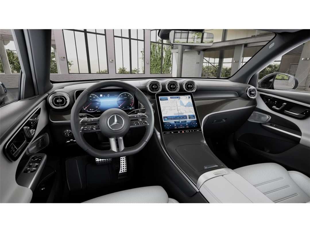 2026 Mercedes-Benz GLC GLC 300 - Image 3