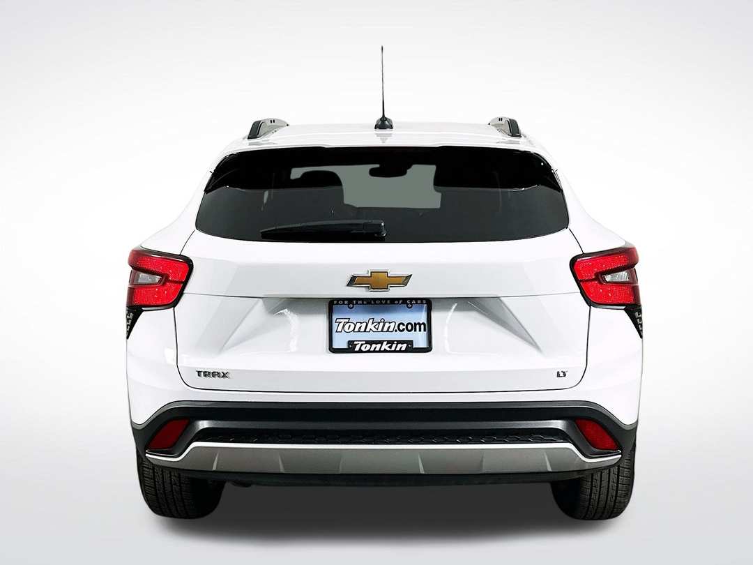 2025 Chevrolet Trax LT - Image 7