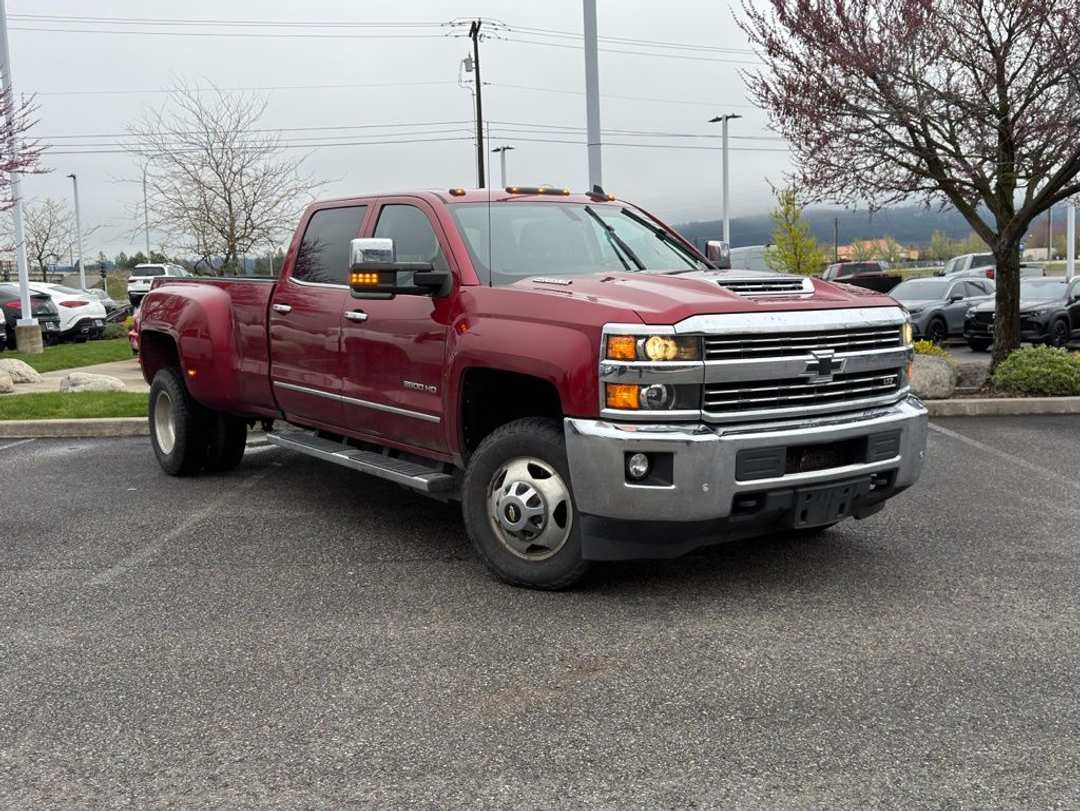 2018 Chevrolet Silverado 3500Hd LTZ - Image 2