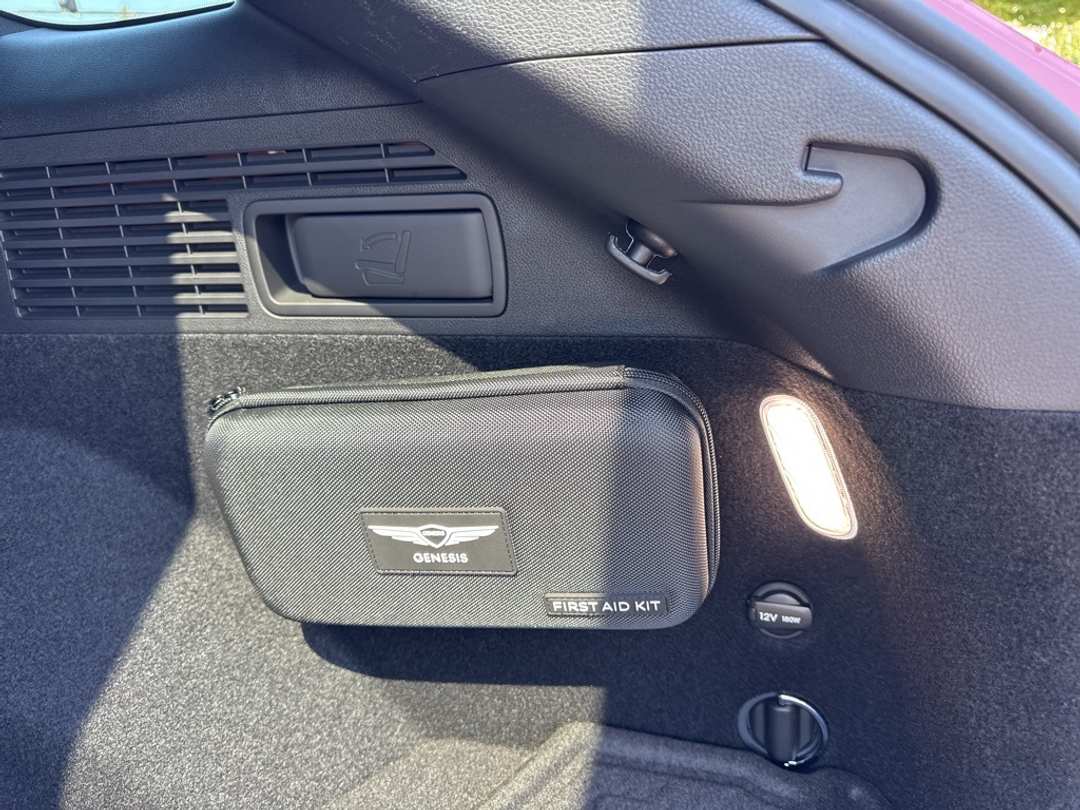 2026 Genesis Gv70 2.5T Sport Prestige - Image 13