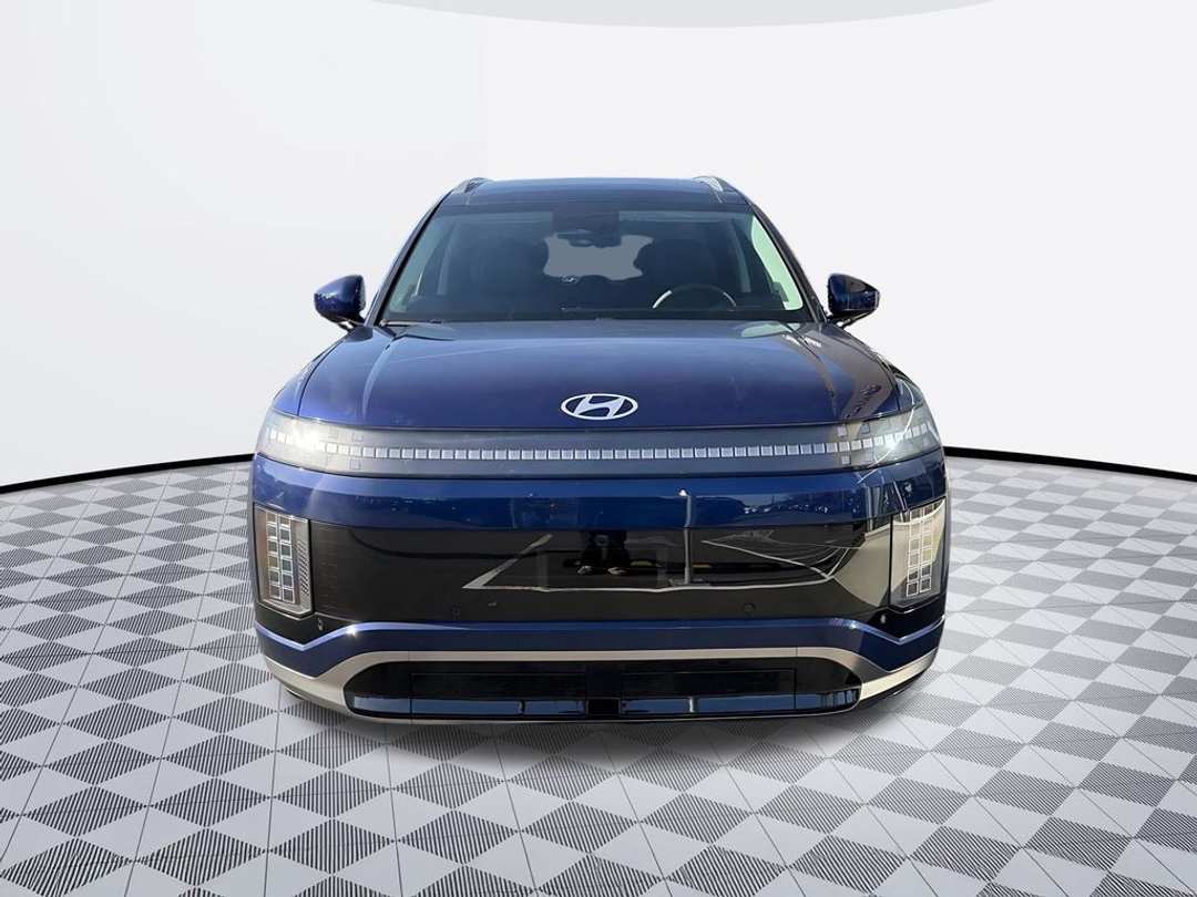 2026 Hyundai Ioniq 9 Performance Calligraphy - Image 3