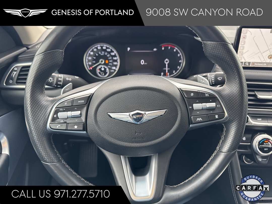 2023 Genesis G70 2.0T - Image 18