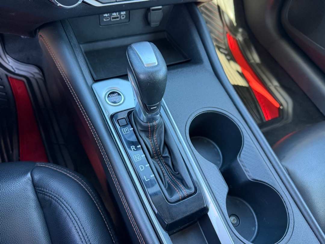 2021 Nissan Altima 2.5 SR - Image 25