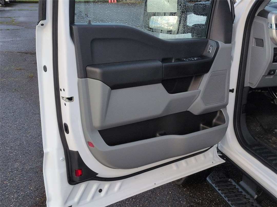 2026 Ford F-250Sd XL - Image 9