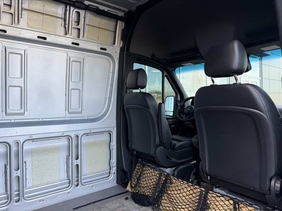 2023 Mercedes-Benz Sprinter 3500 Cargo 144 WB - Image 27
