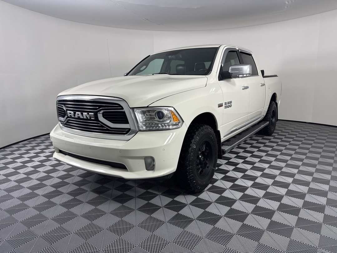2017 Ram 1500 Limited - Image 4