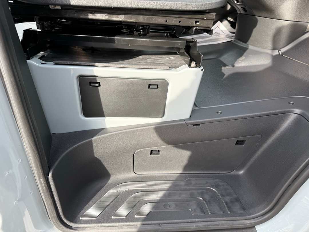 2025 Mercedes-Benz Sprinter 2500 Cargo 144 WB - Image 17