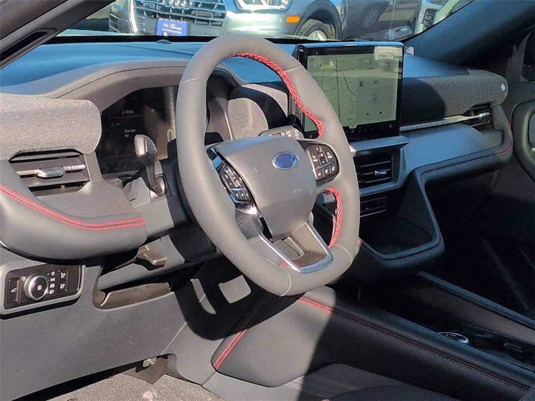 2026 Ford Explorer STLine - Image 12