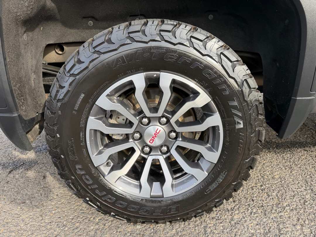 2021 GMC Sierra 1500 AT4 - Image 9