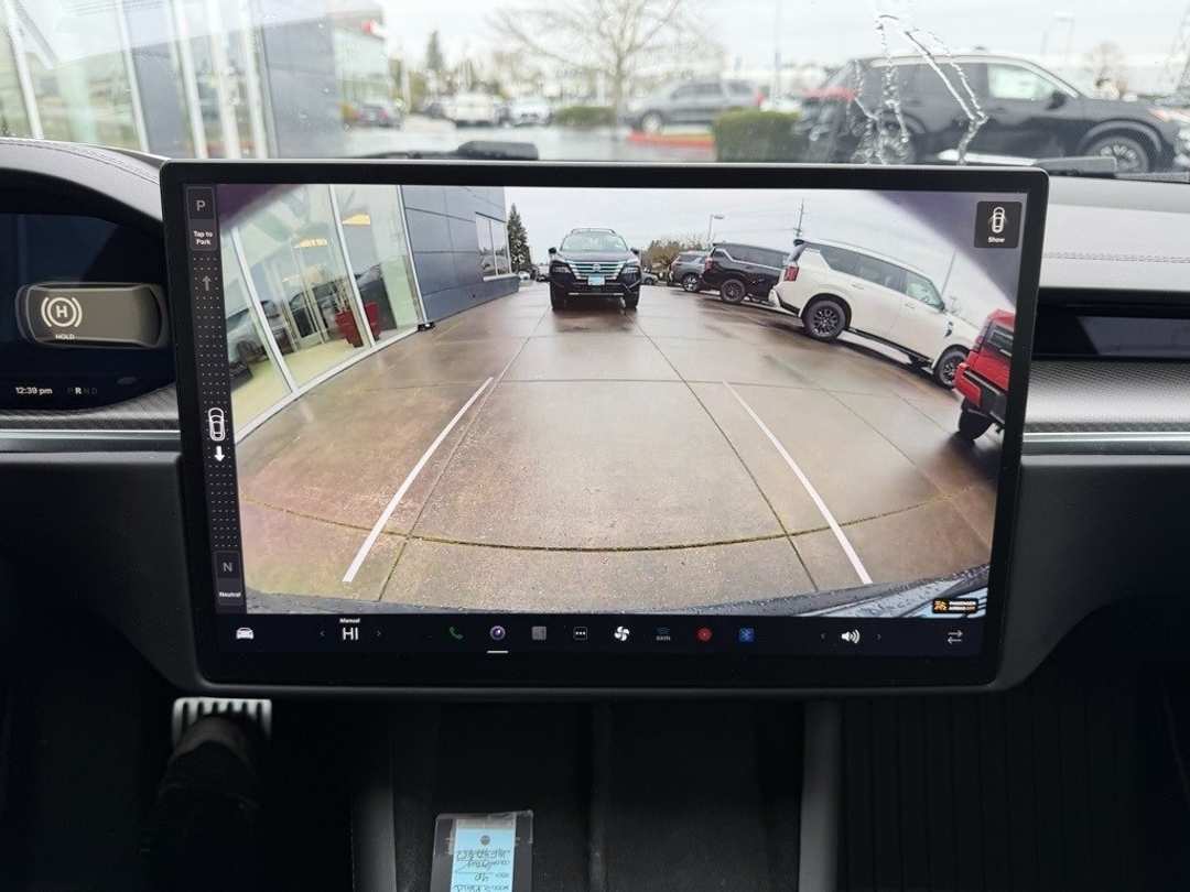 2021 Tesla Model S Plaid - Image 25