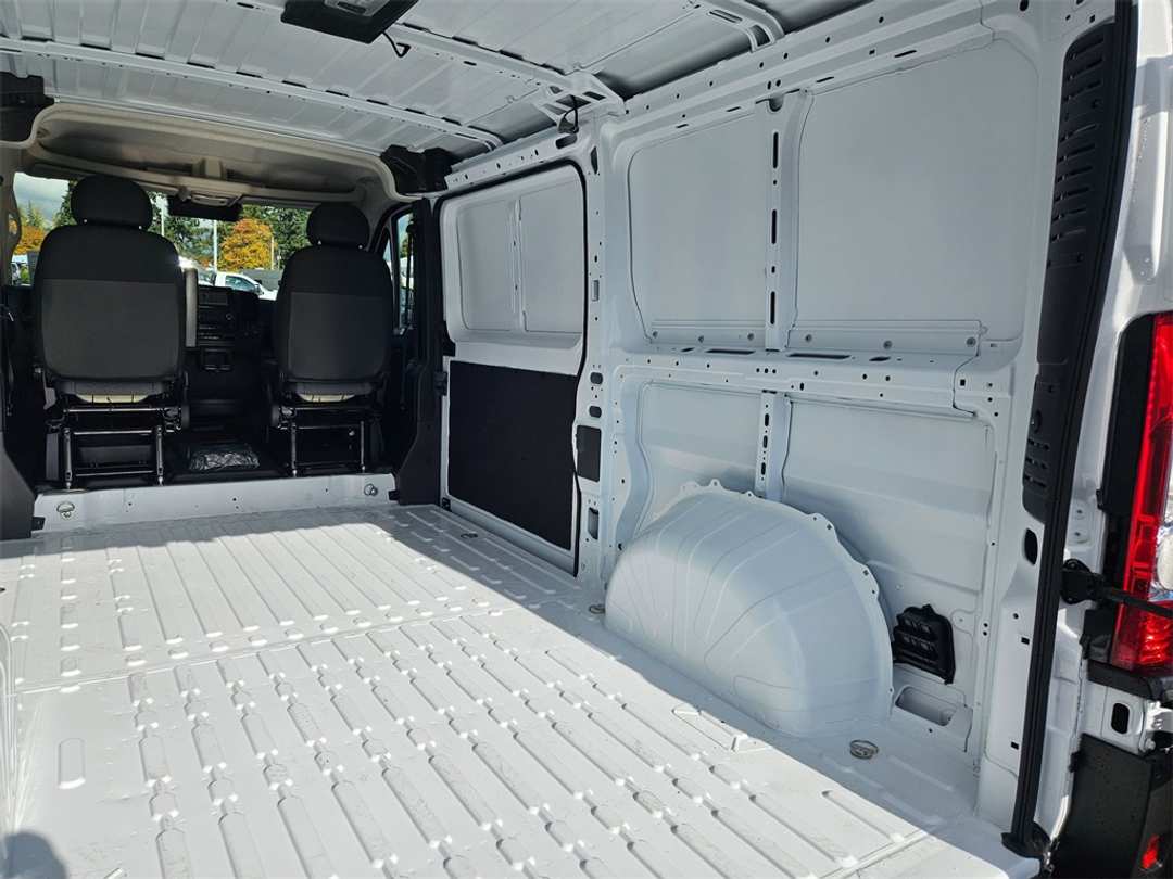 2026 Ram Promaster 1500 Low Roof - Image 29