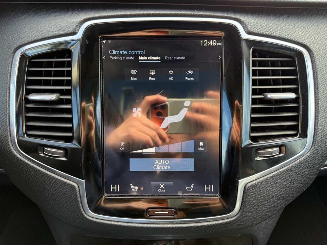 2018 Volvo Xc90 T6 Momentum - Image 24