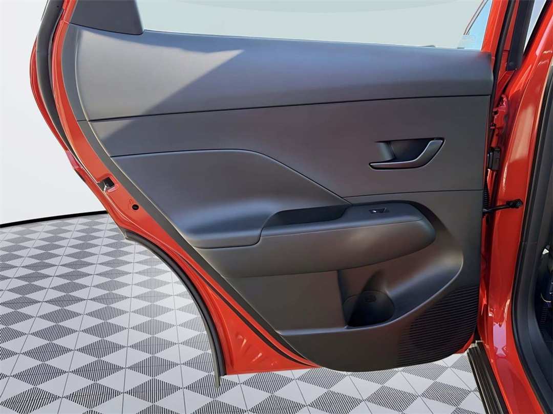 2026 Hyundai Kona SE - Image 28