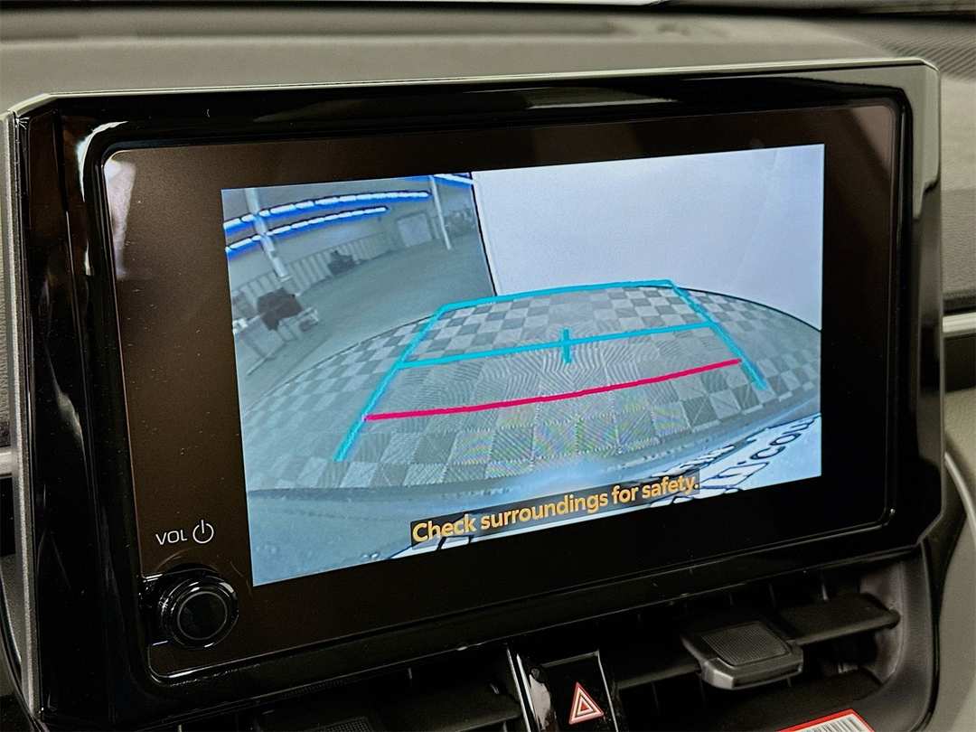 2026 Toyota Corolla Cross L - Image 14