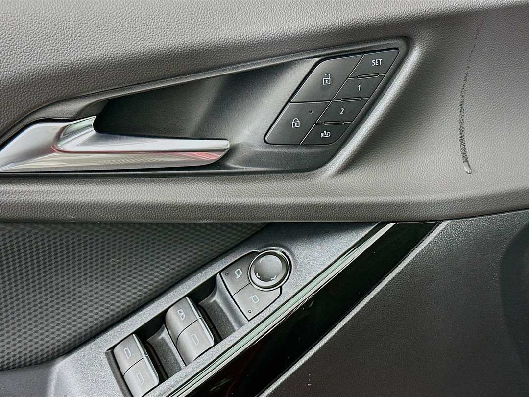 2026 Chevrolet Equinox RS - Image 18