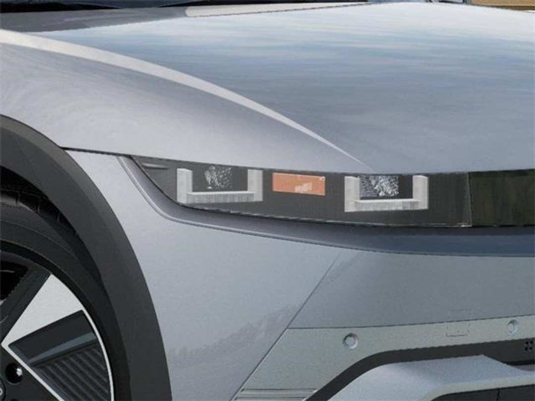 2026 Hyundai Ioniq 5 SEL - Image 9