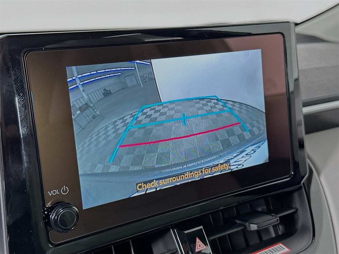 2026 Toyota Corolla Cross L - Image 14