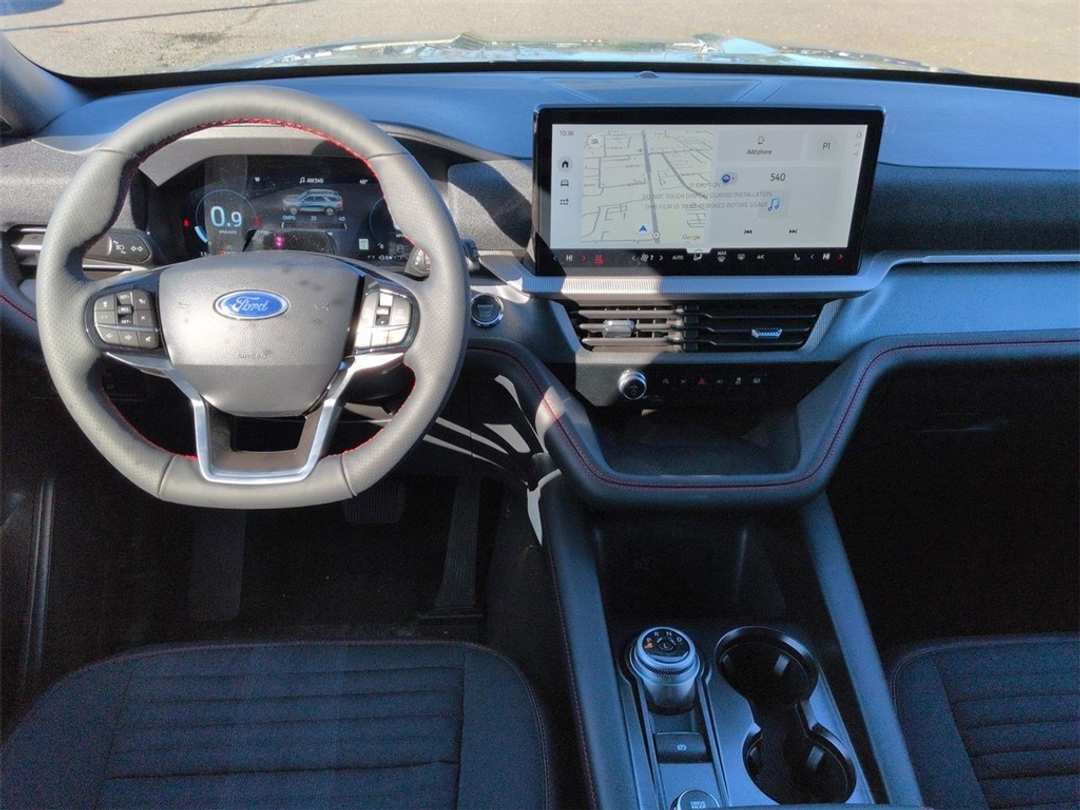 2026 Ford Explorer STLine - Image 24