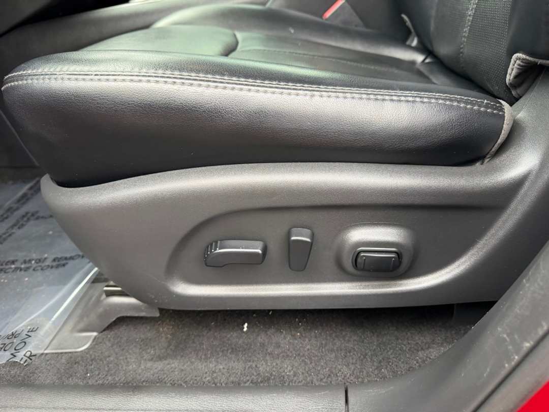 2019 Nissan Pathfinder Platinum - Image 15