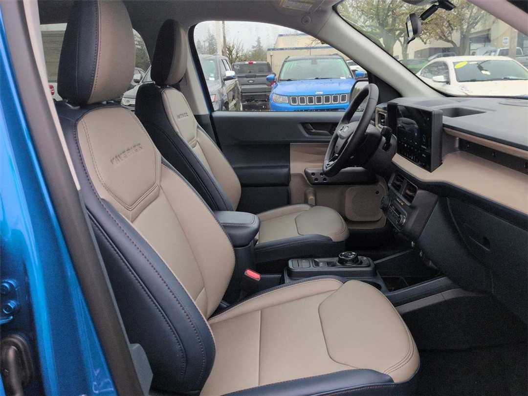 2026 Ford Maverick Lariat - Image 30