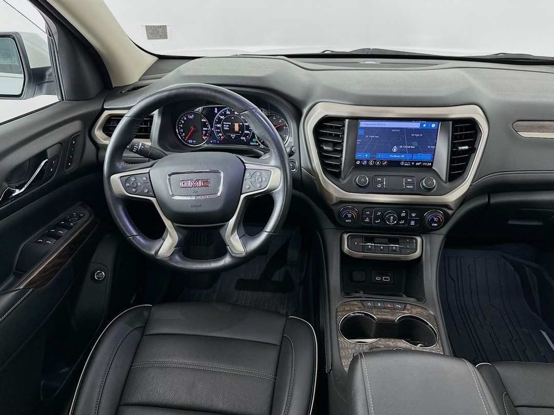 2021 GMC Acadia Denali - Image 25