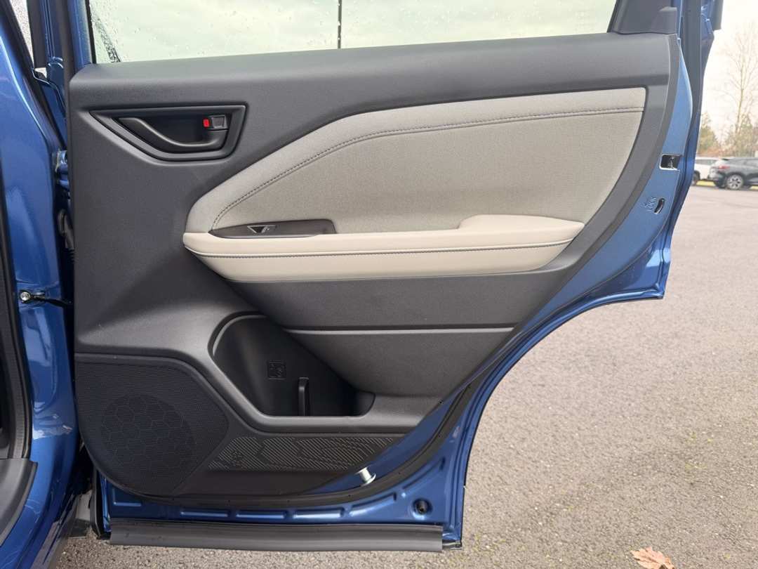 2026 Subaru Forester Premium - Image 20