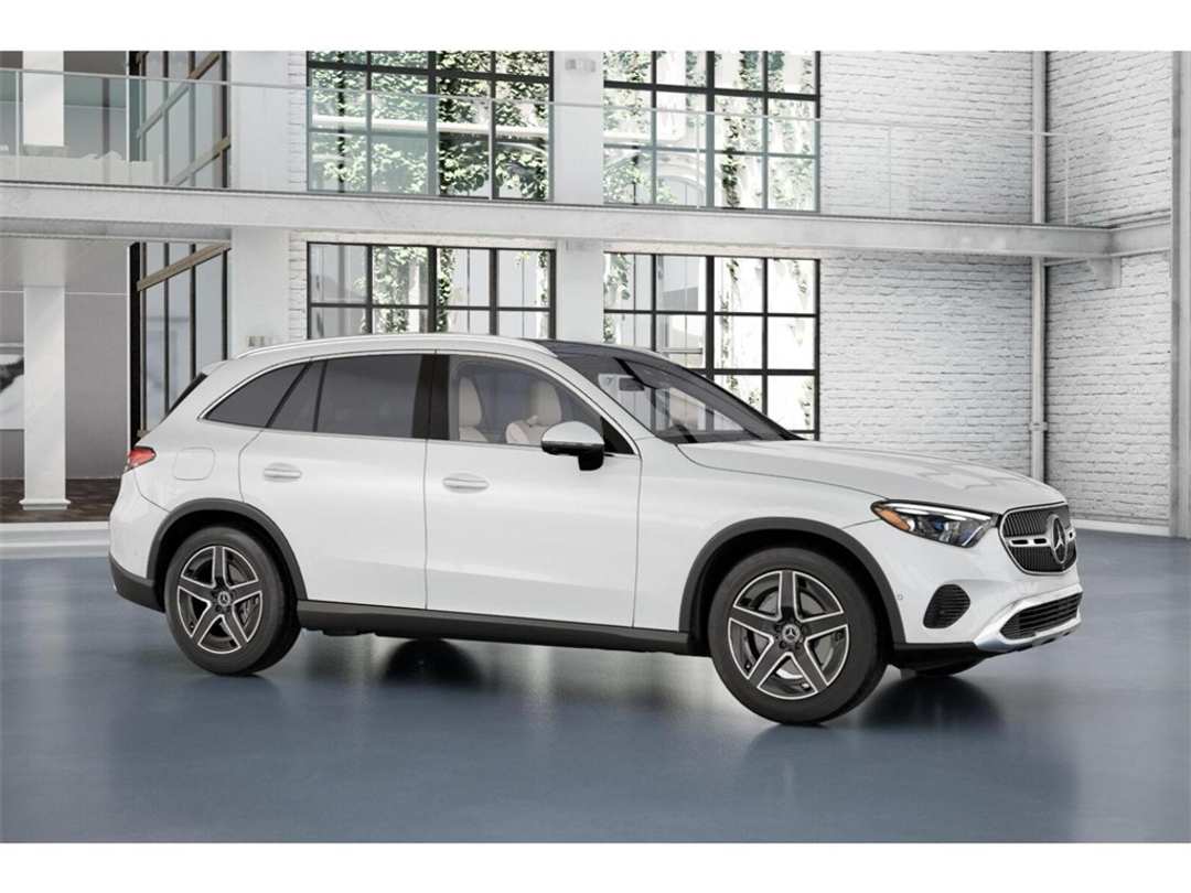 2026 Mercedes-Benz GLC GLC 300 - Image 13