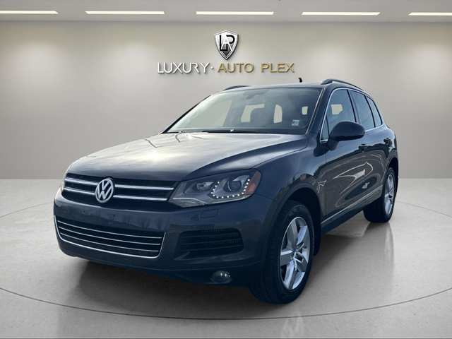2012 Volkswagen Touareg TDI LUX