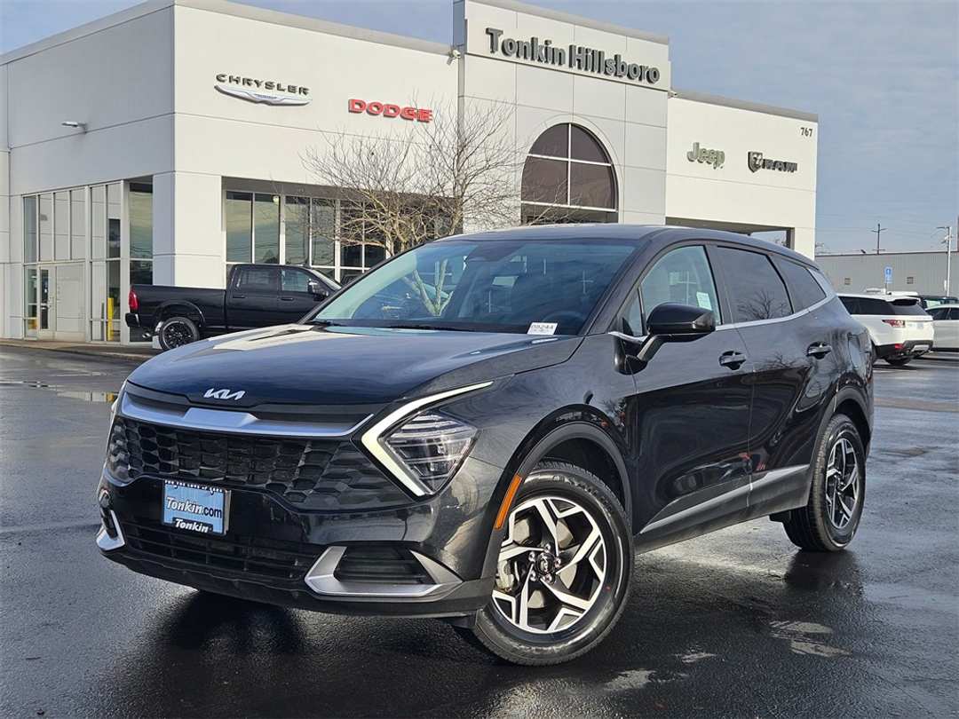 2024 Kia Sportage LX - Image 2