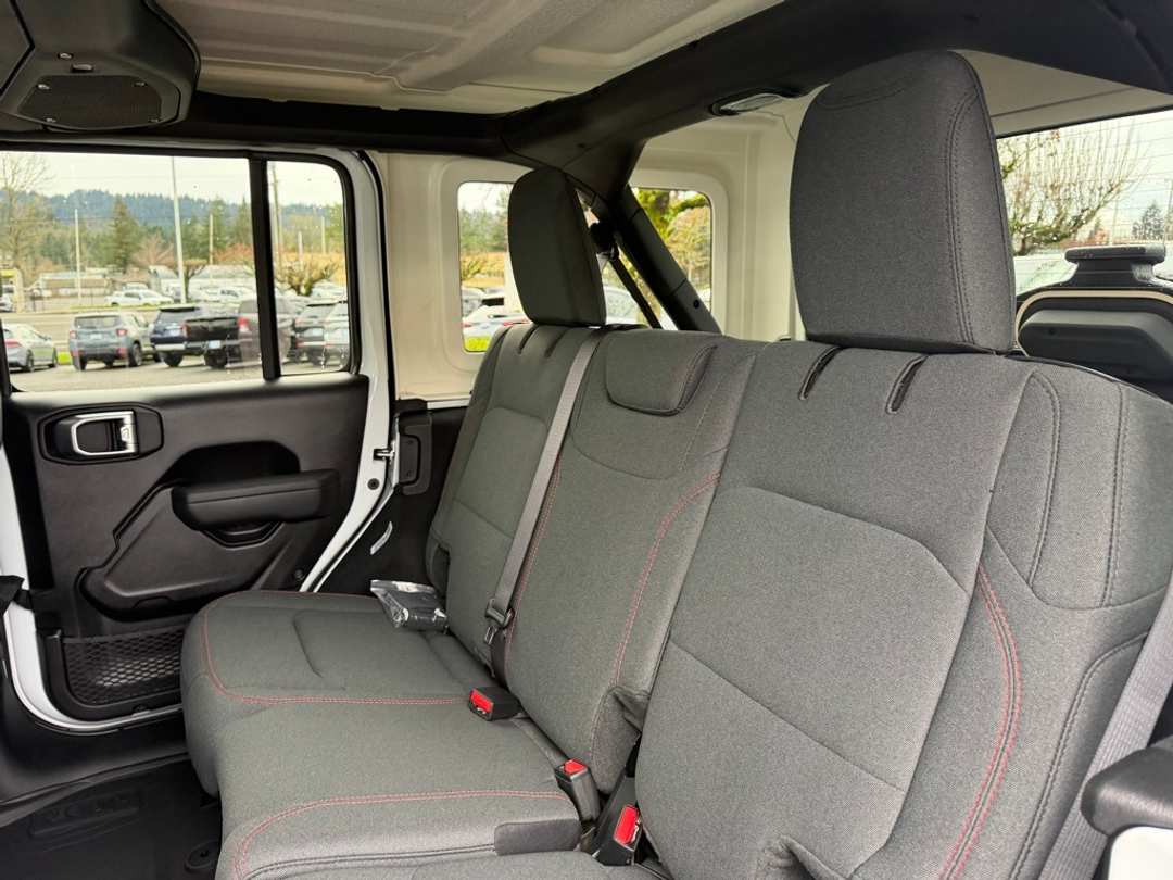 2026 Jeep Wrangler Rubicon - Image 29