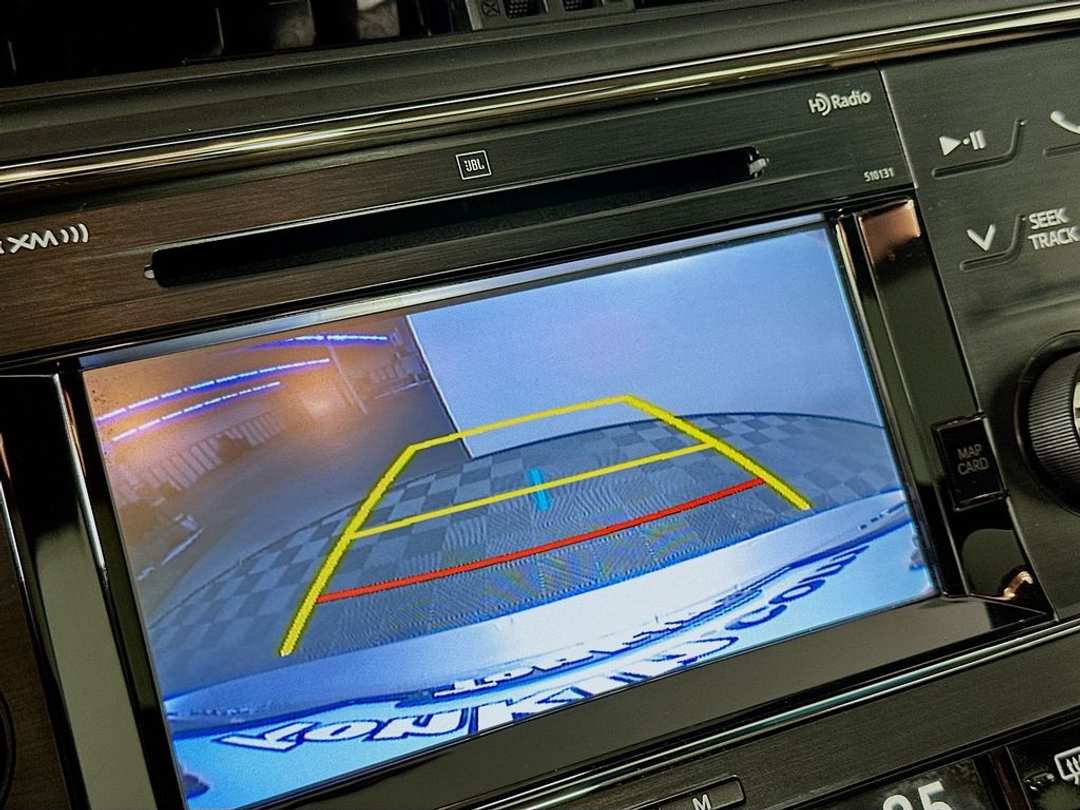 2018 Toyota Avalon XLE Premium - Image 15