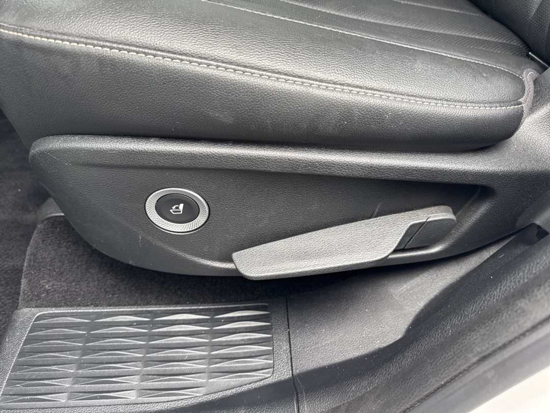 2024 Genesis Gv80 2.5T - Image 45