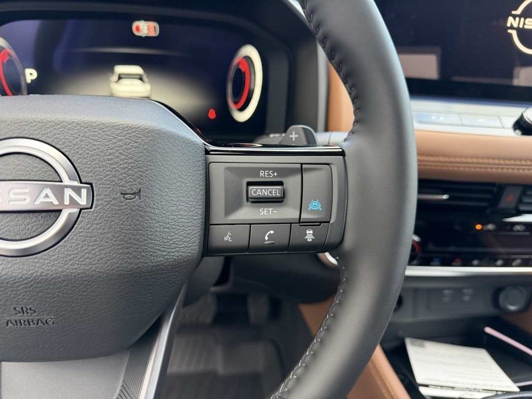 2026 Nissan Rogue Platinum - Image 18