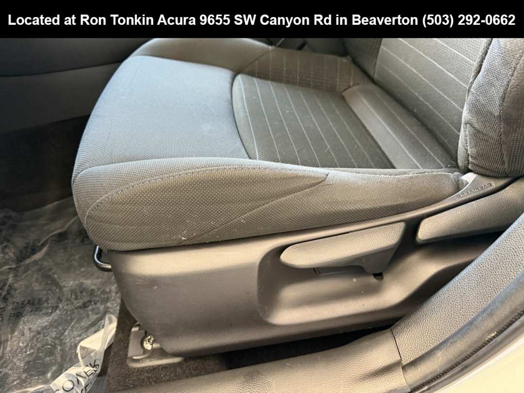 2021 Toyota Corolla SE - Image 13