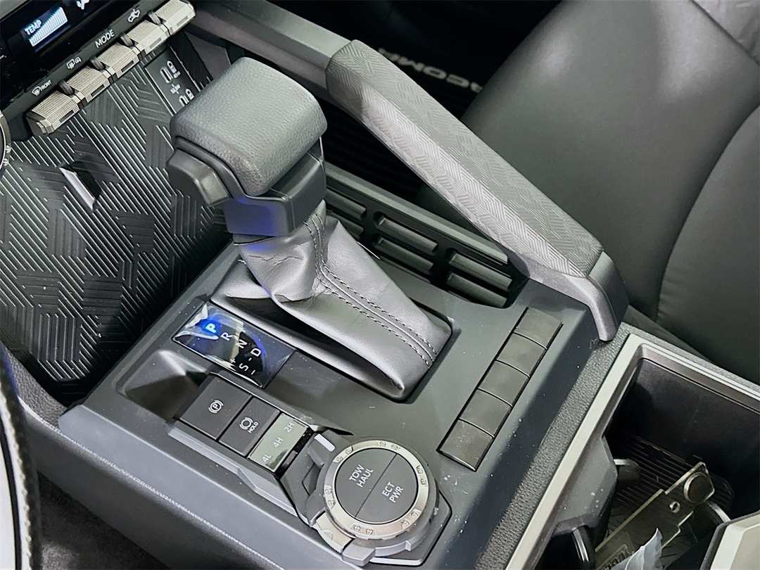 2026 Toyota Tacoma SR5 - Image 17