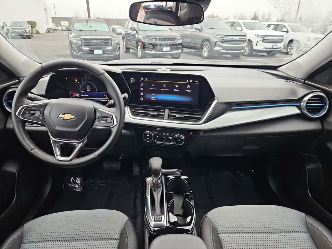 2025 Chevrolet Trax LT - Image 22