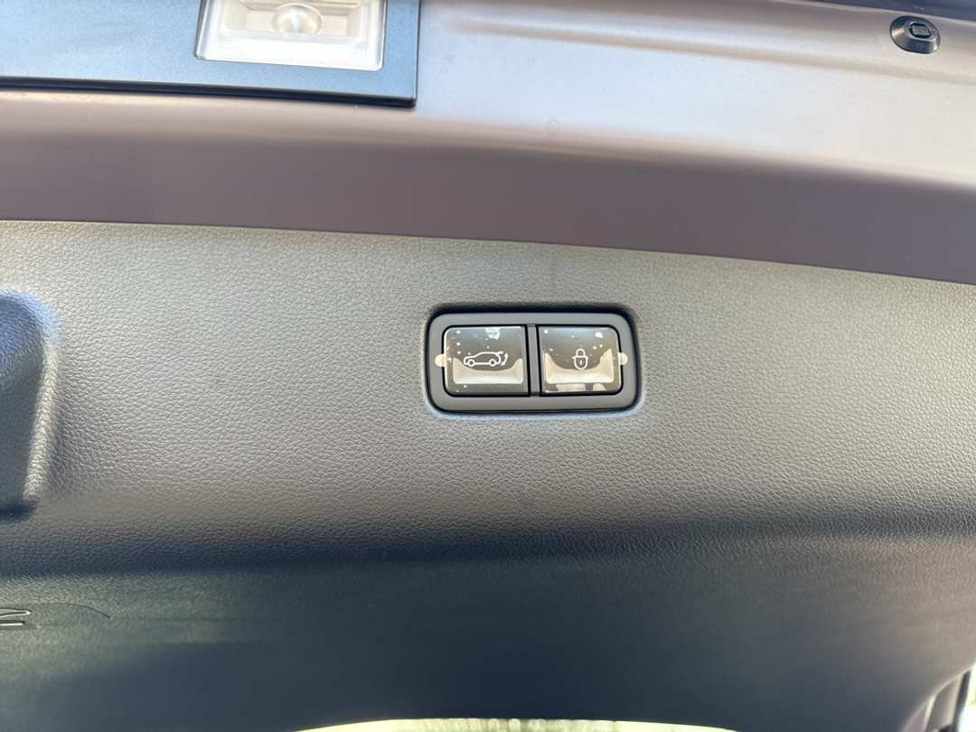 2026 Genesis Gv70 2.5T Sport Prestige - Image 16