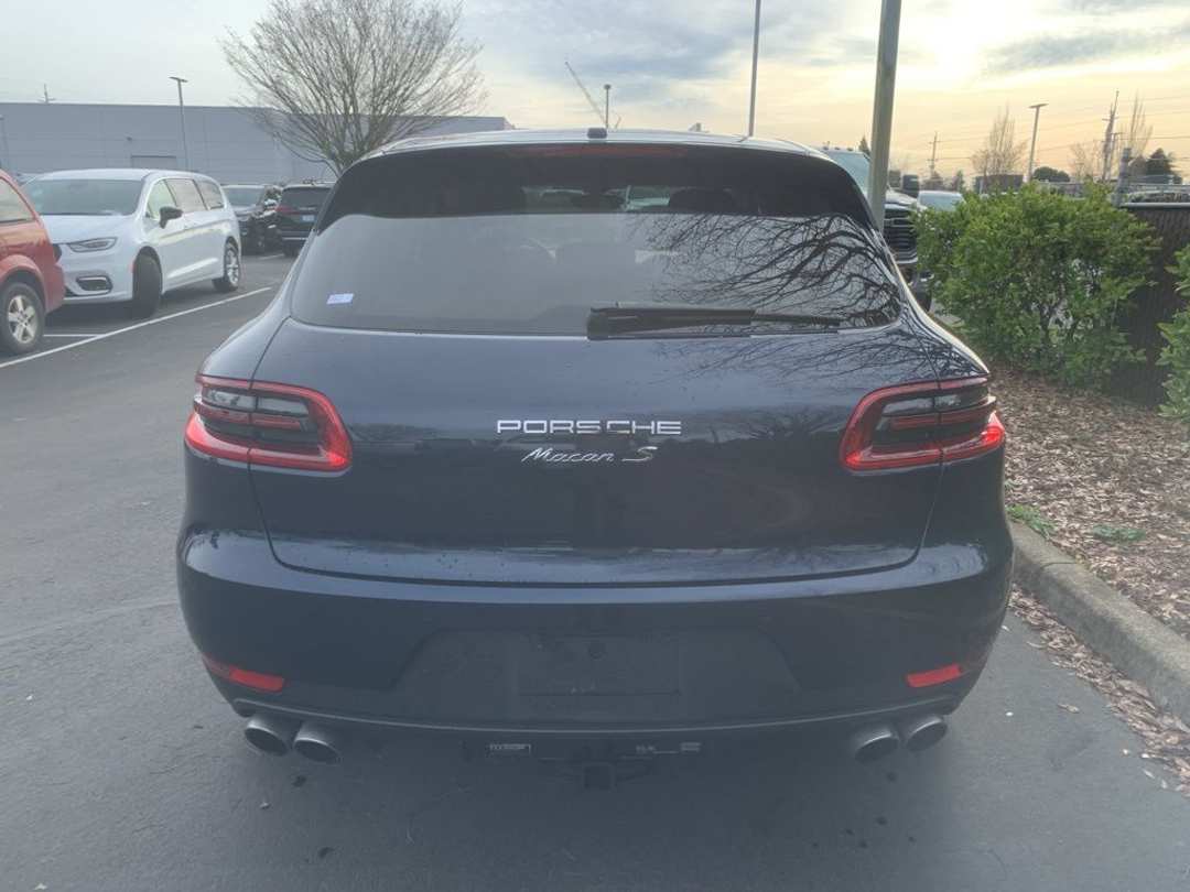 2016 Porsche Macan S - Image 3