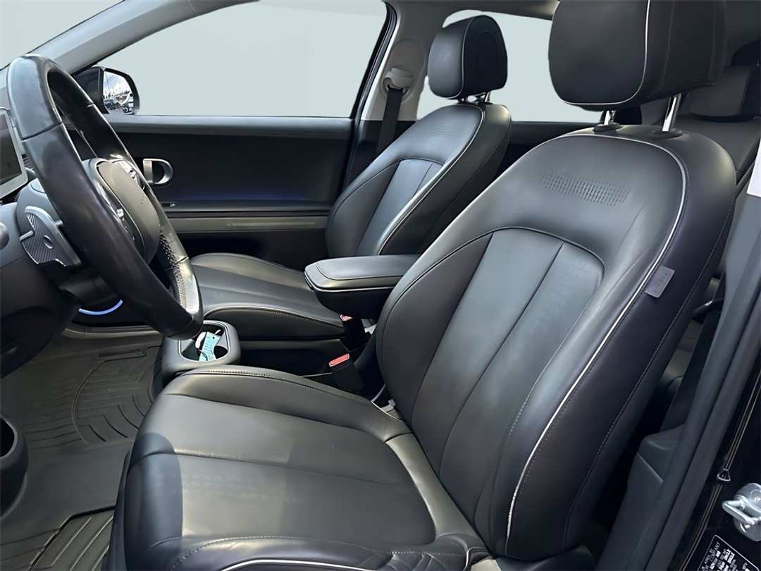 2022 Hyundai Ioniq 5 Limited - Image 9