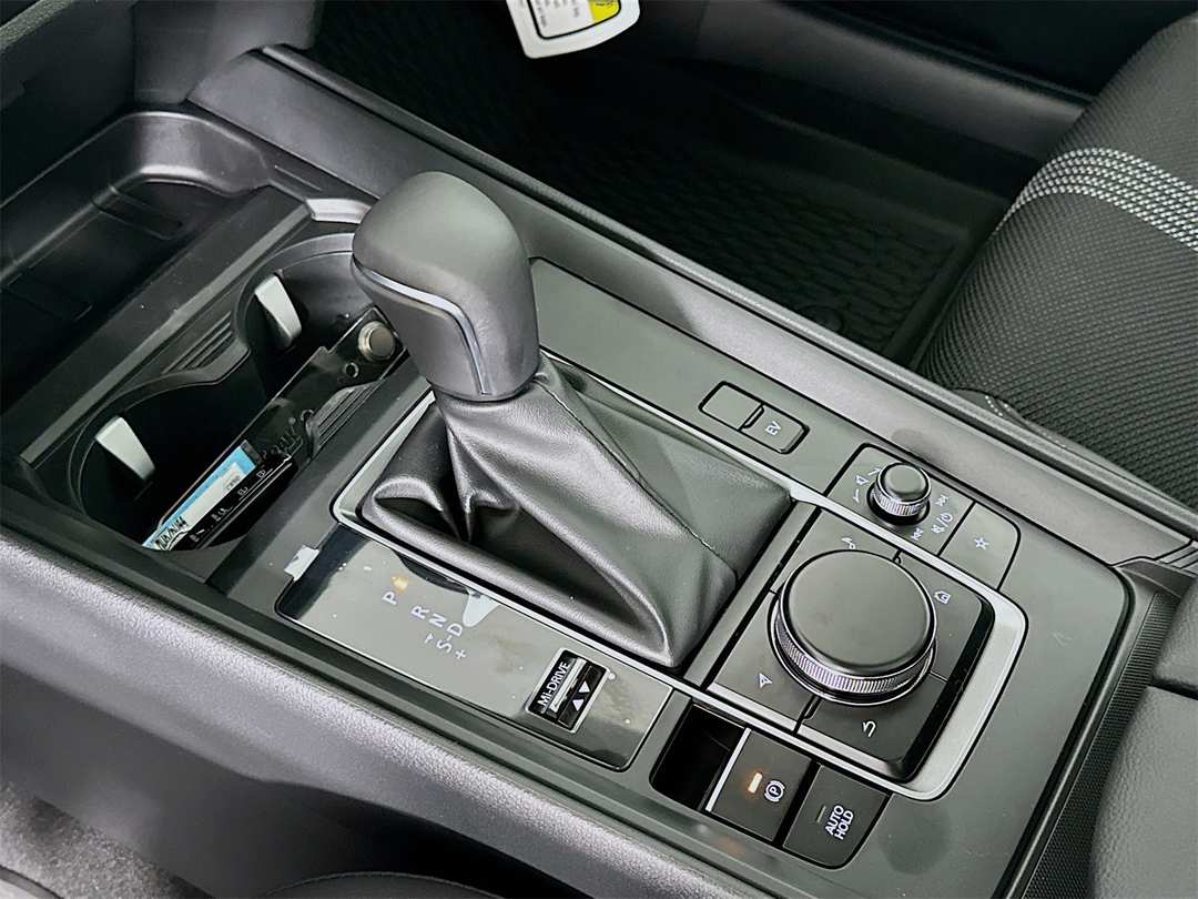 2026 MAZDA Cx-50 Preferred - Image 17