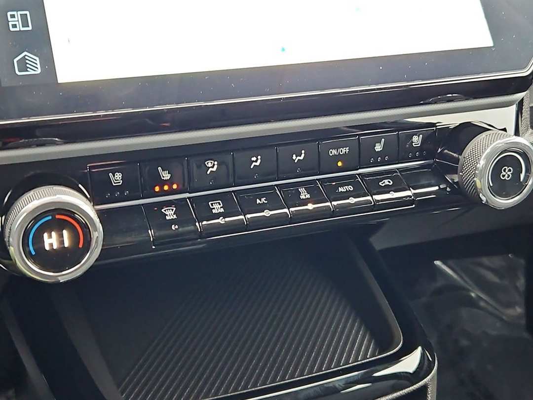 2027 Chevrolet Bolt Ev - Image 33