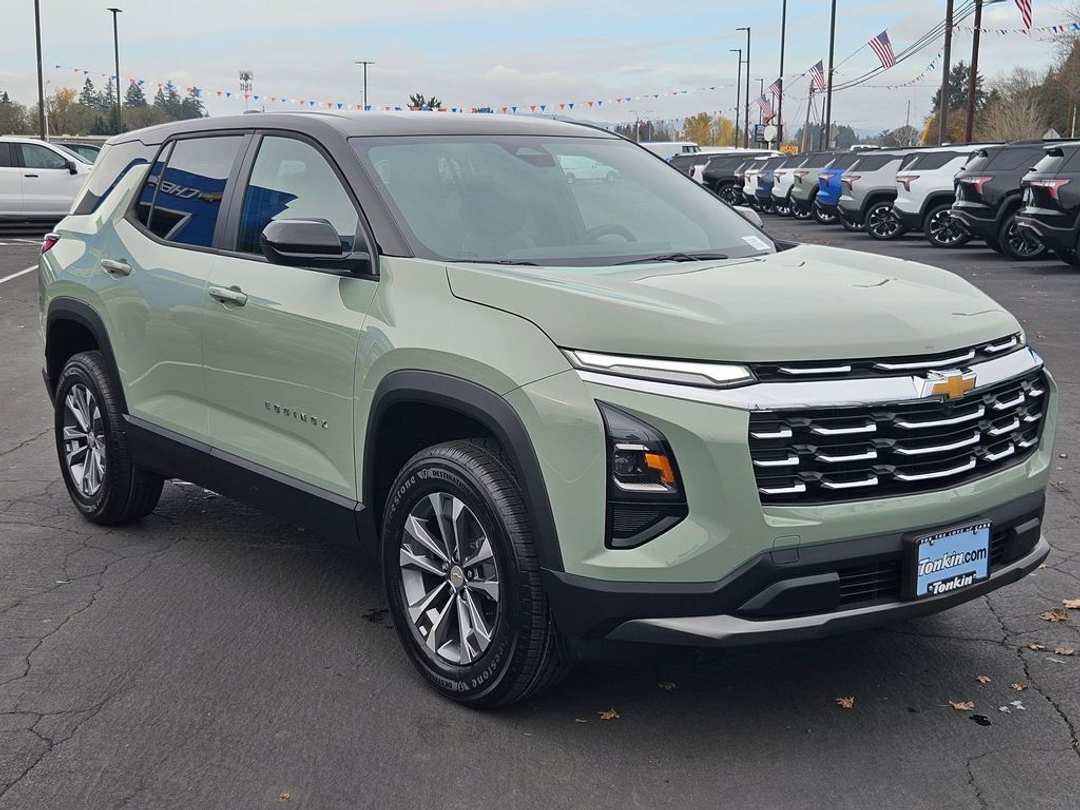 2026 Chevrolet Equinox LT - Image 8