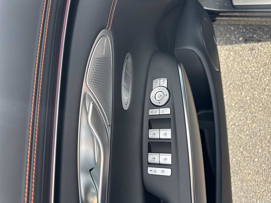 2026 Genesis Gv70 2.5T Sport Prestige - Image 18