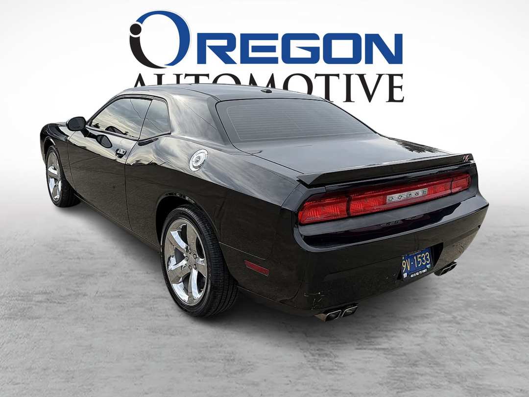 2013 Dodge Challenger R/T 2D - Image 3