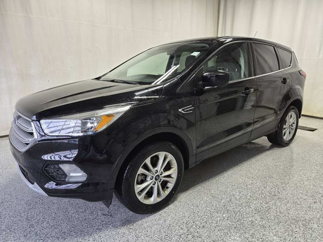 2019 Ford Escape SE - Image 2