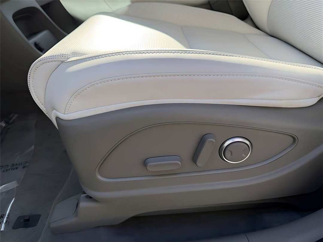 2026 Hyundai Palisade SEL - Image 13