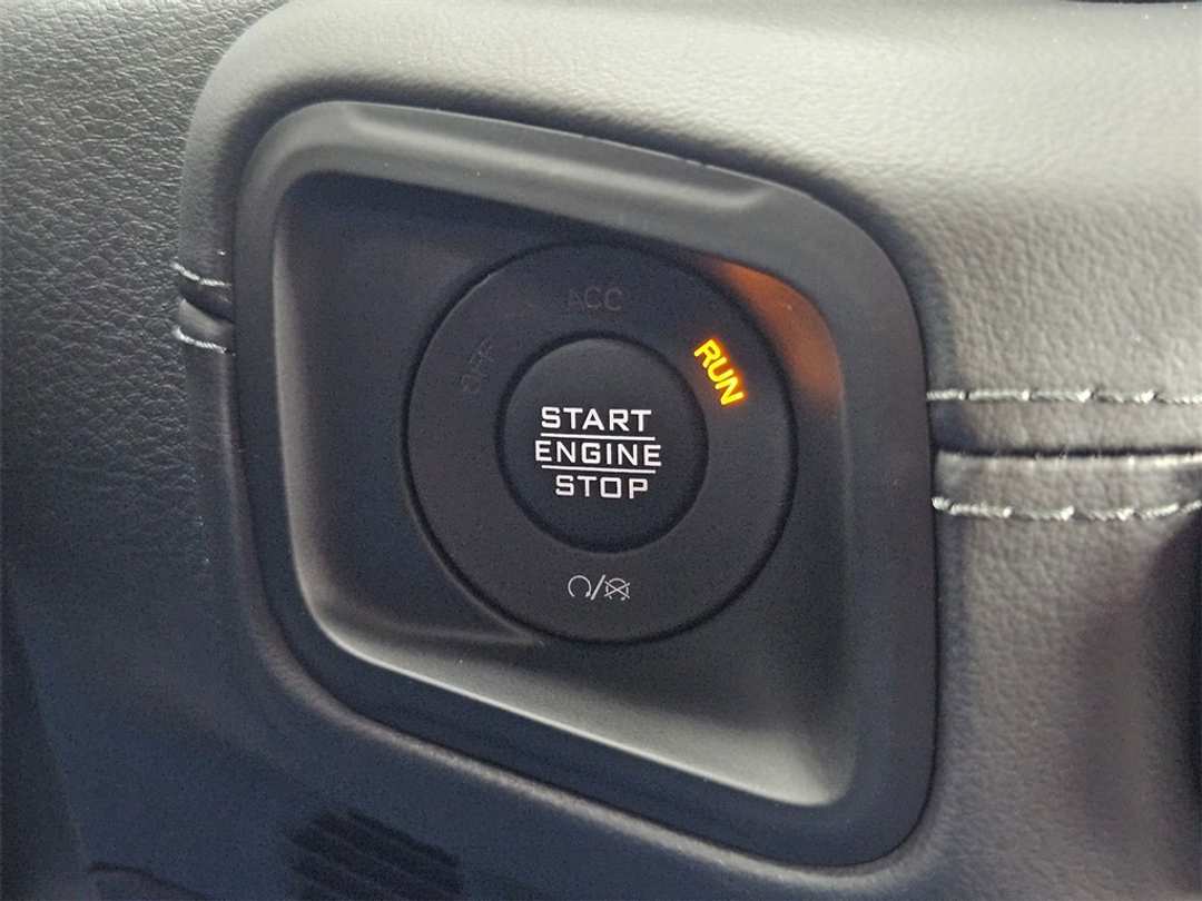 2026 Jeep Gladiator Rubicon - Image 17