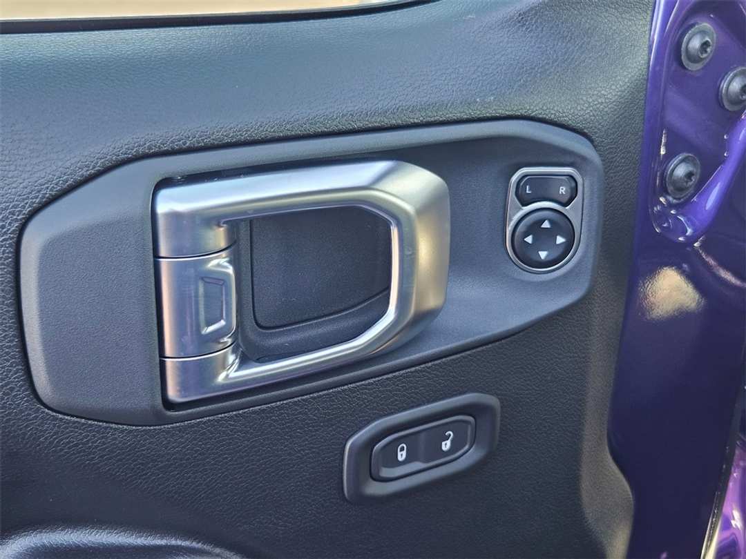 2026 Jeep Gladiator Rubicon - Image 11