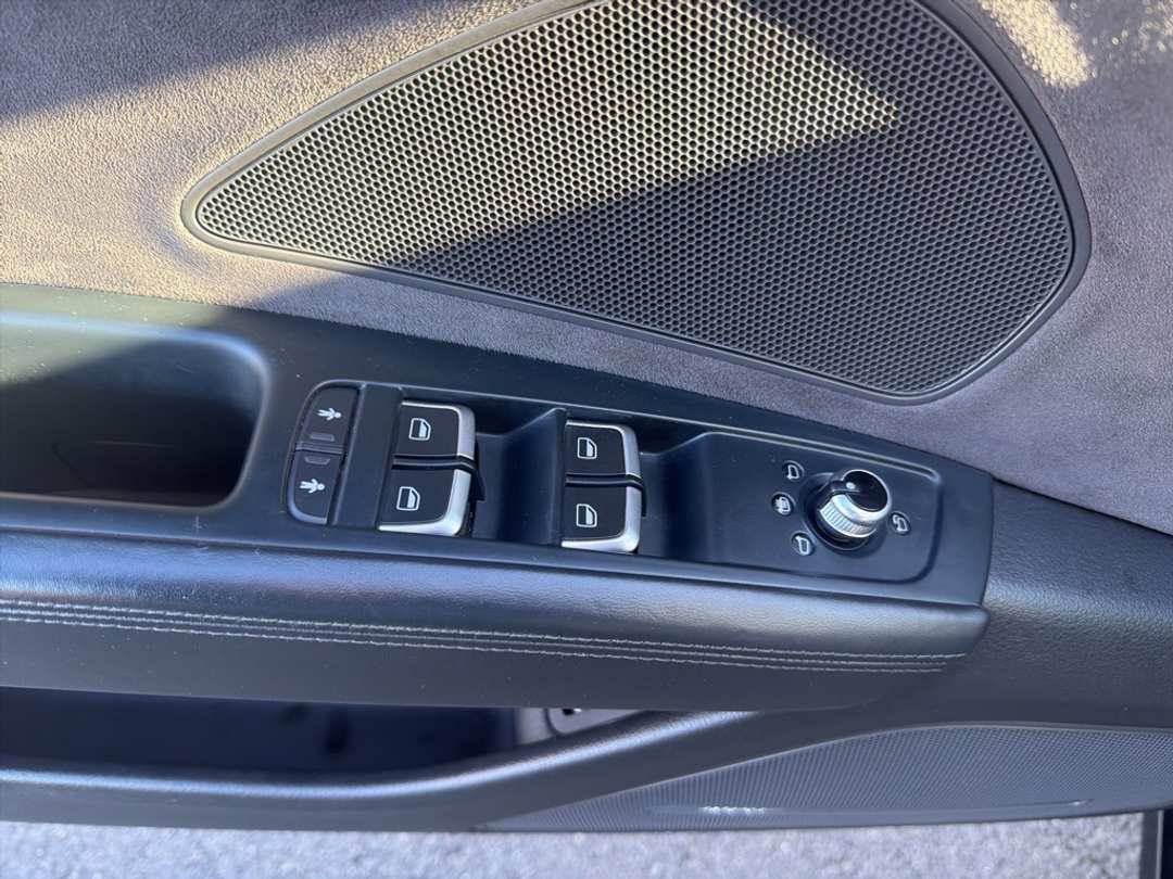 2017 Audi A8 L 3.0T - Image 13
